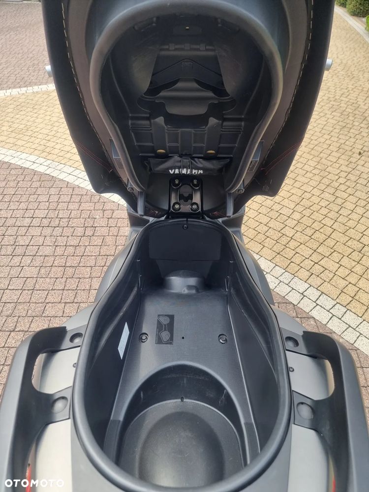 Yamaha X-max - 5