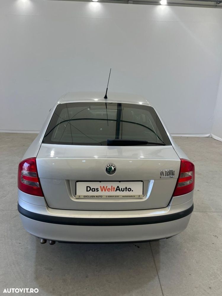 Skoda Octavia - 5