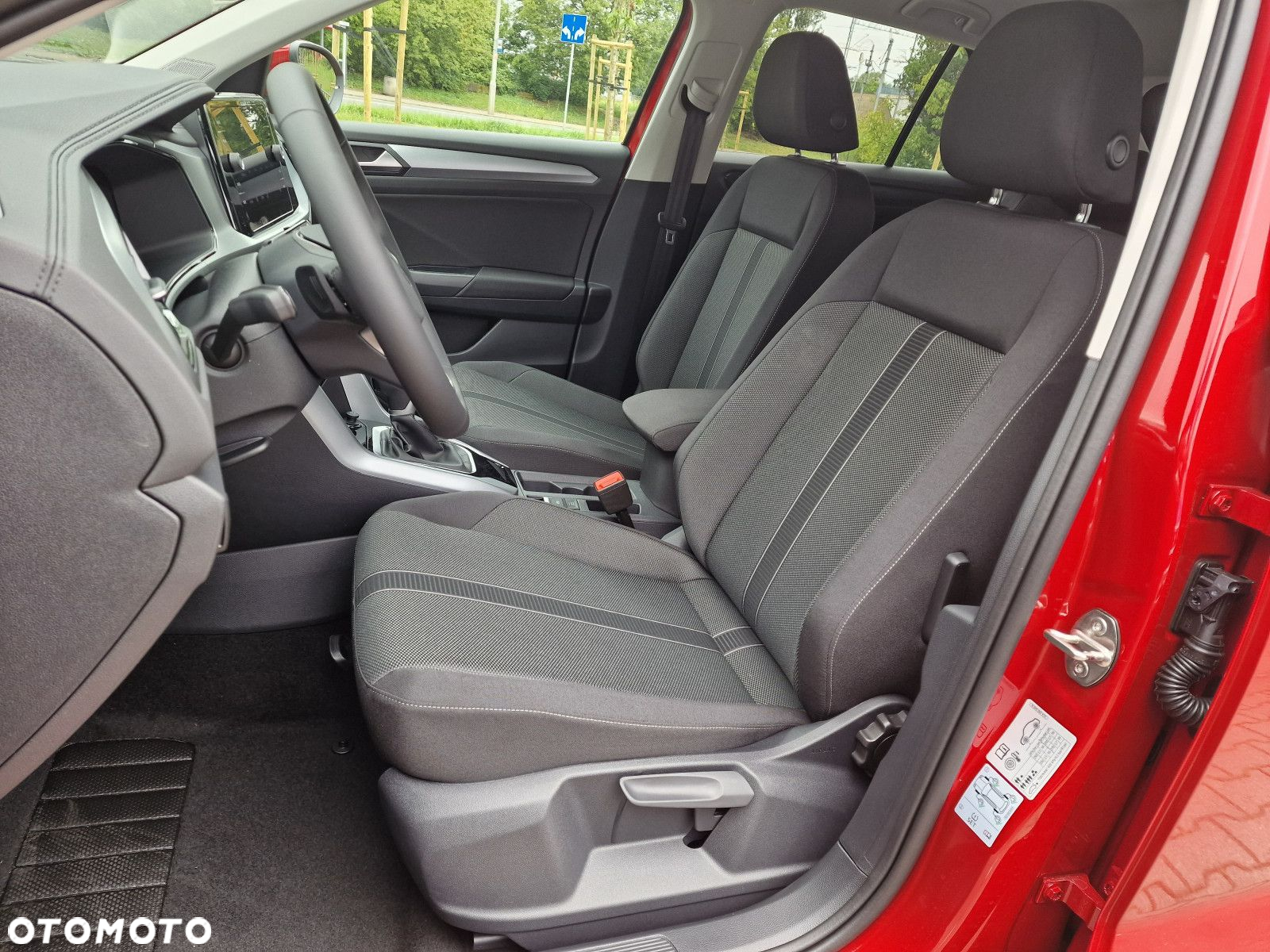 Volkswagen T-Roc 1.5 TSI Life Plus DSG - 10