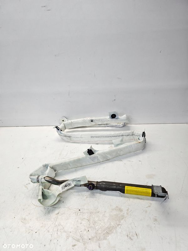 KURTYNA PRAWA AUDI A3 8P LIFT 3-DRZWI 8P3880742E ORYGINAŁ - 1