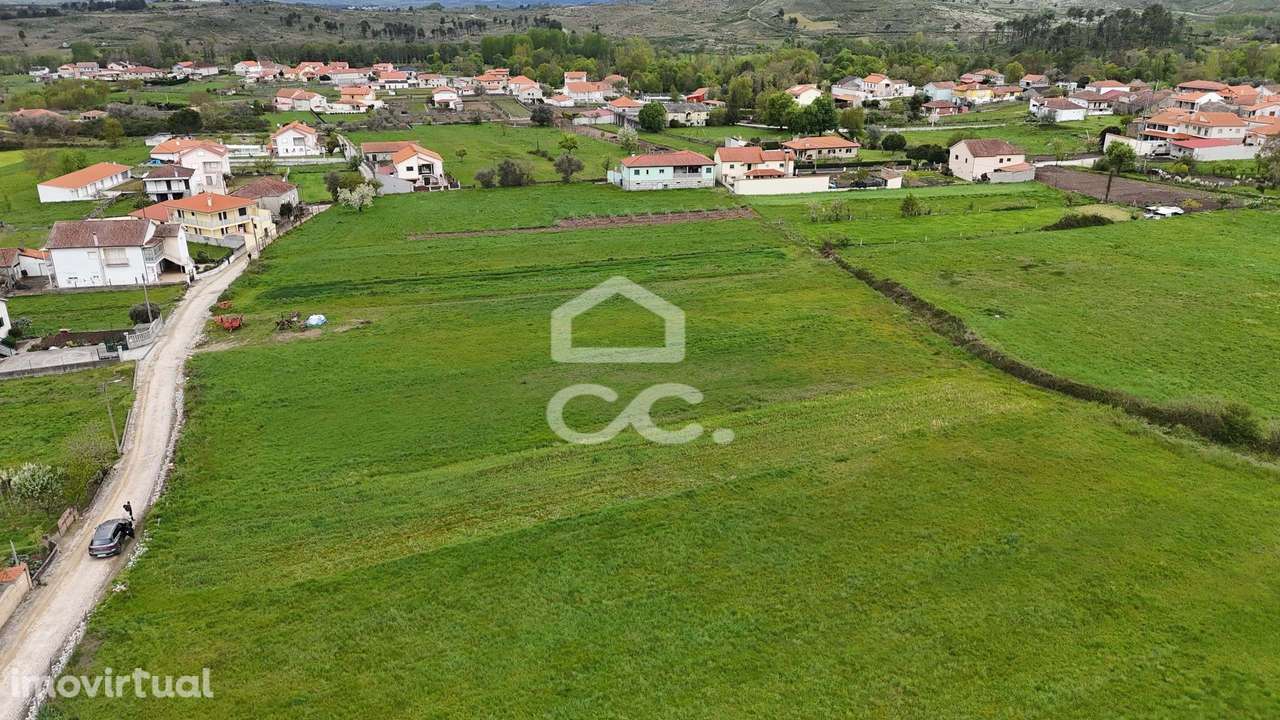 Terreno  para construção, com area para casa terrea numa aldeia tranqu - Grande imagem: 4/10