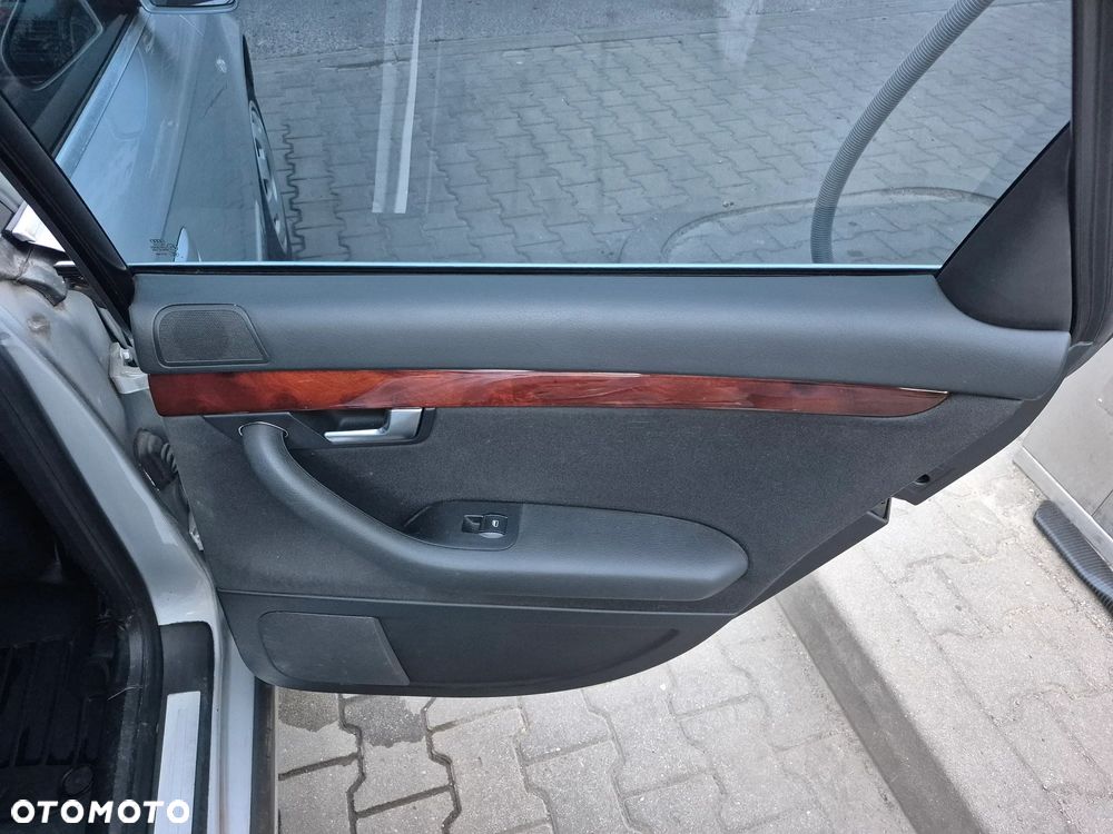 Audi A4 Avant 1.8 T - 14