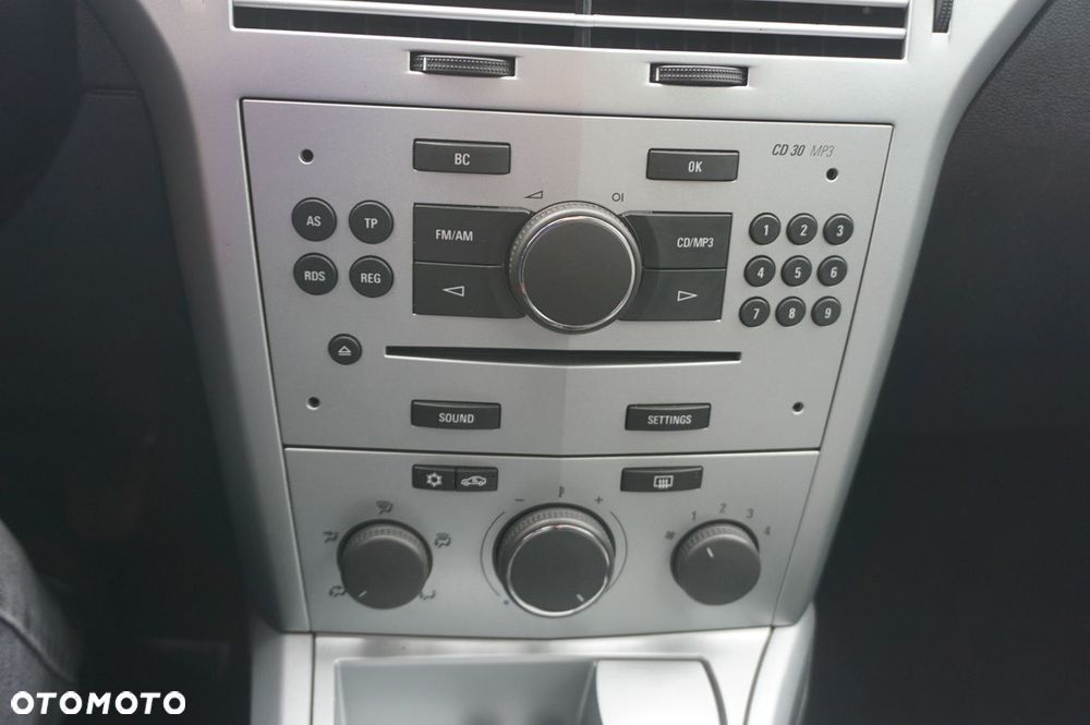Opel Astra 1.6 Selection - 10