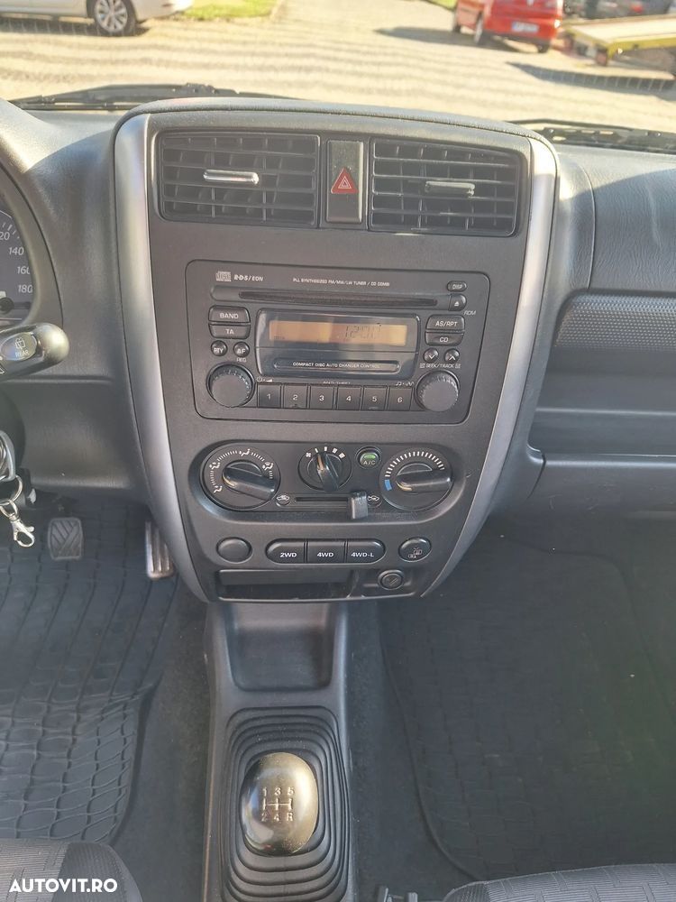 Suzuki Jimny - 12