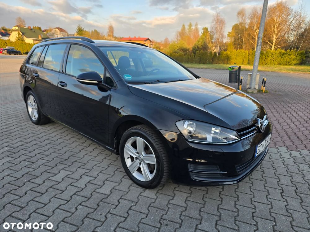 Volkswagen Golf 1.6 TDI BlueMotion Comfortline - 10