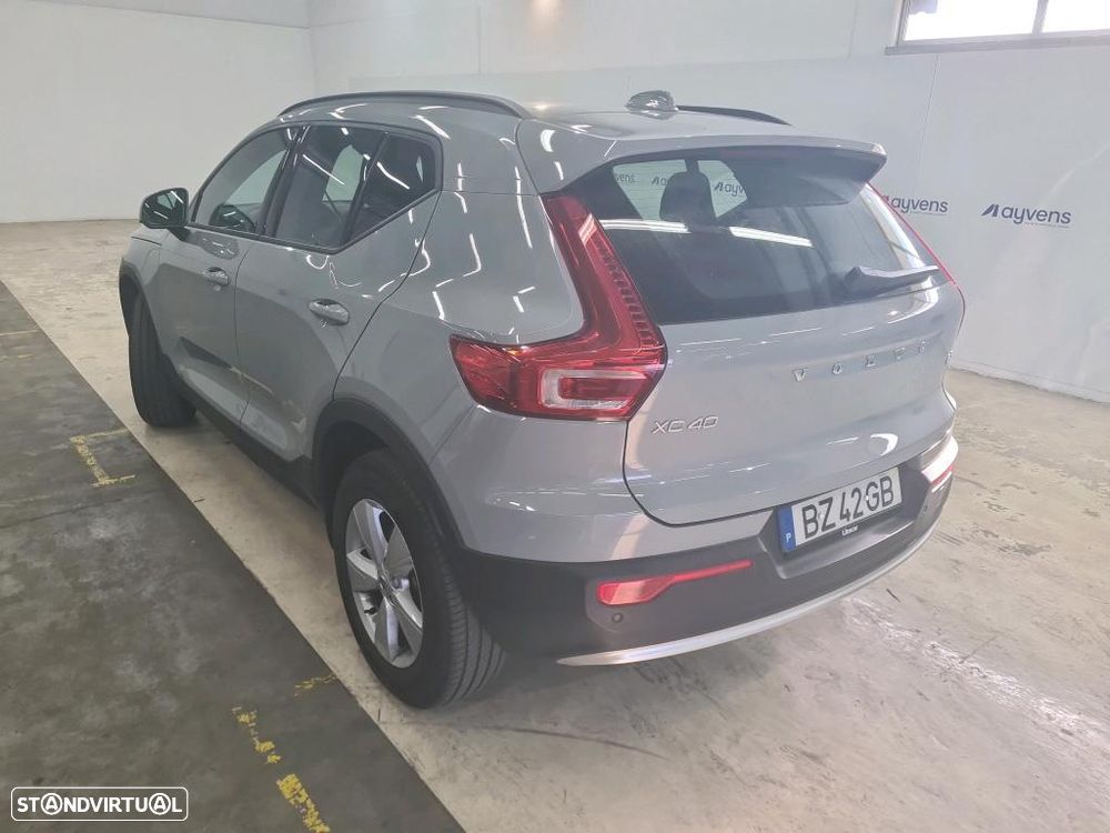 Volvo XC 40 2.0 B3 Essential - 3