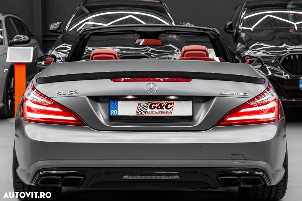 Mercedes-Benz SL ver-63-amg-amg-speedshift-mct-7--gang-sportgetriebe-amg-performance-package - 21