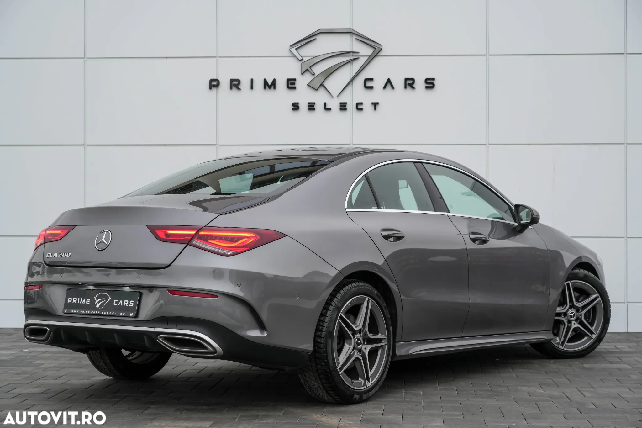Mercedes-Benz CLA 200 7G-DCT AMG Line - 2