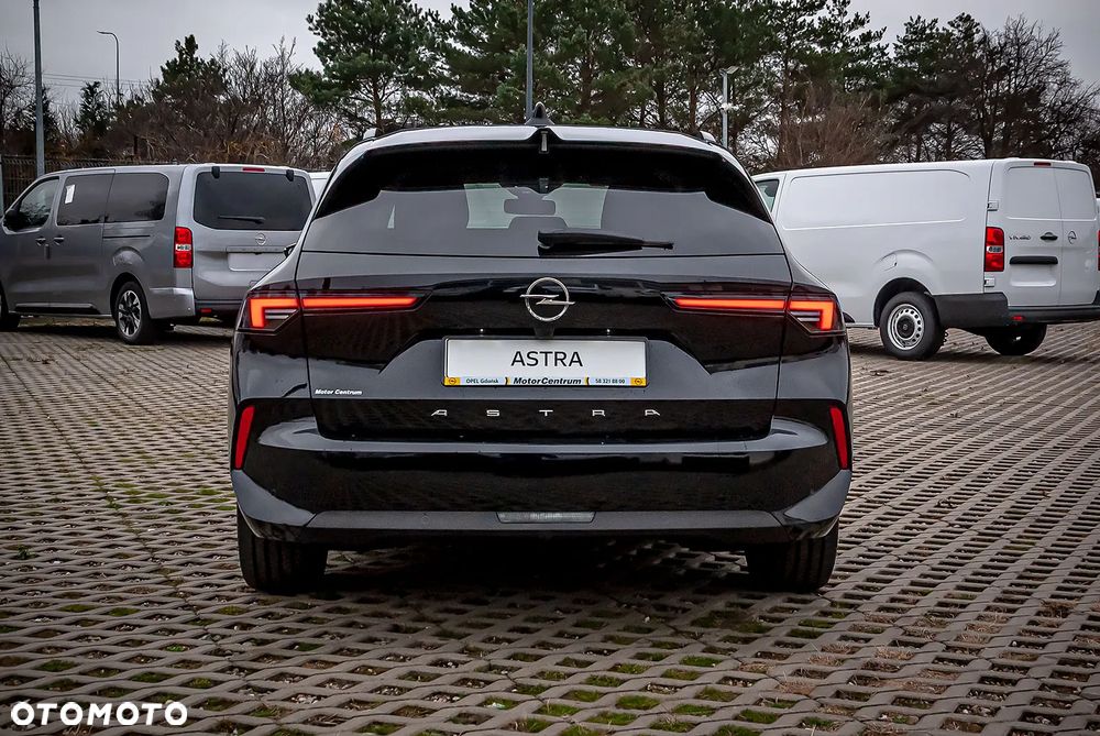 Opel Astra 1.2 T Edition S&S - 8