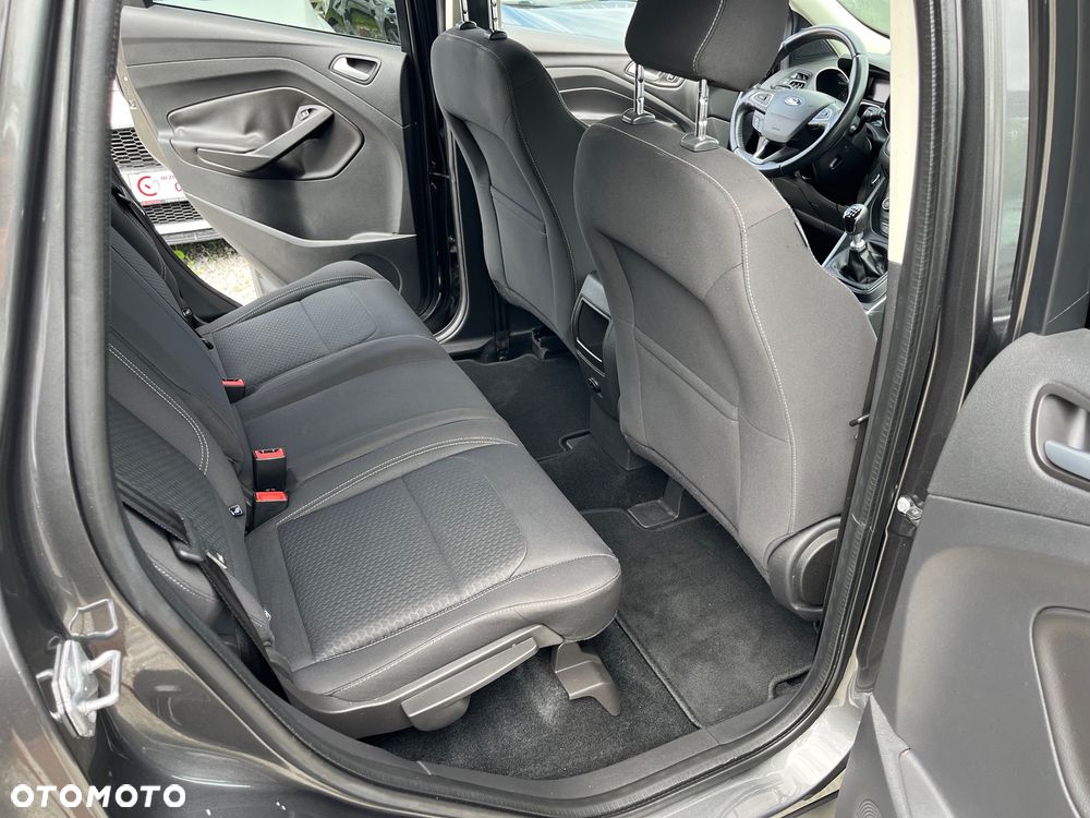 Ford Kuga 1.5 EcoBoost 2x4 SYNC - 9