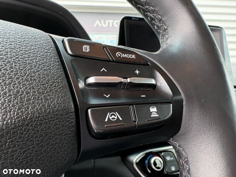 Hyundai i30 1.5 T-GDI 48V Executive DCT - 29