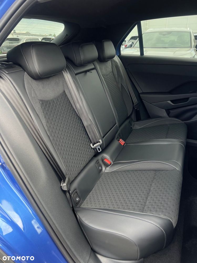 Volkswagen T-Roc - 7