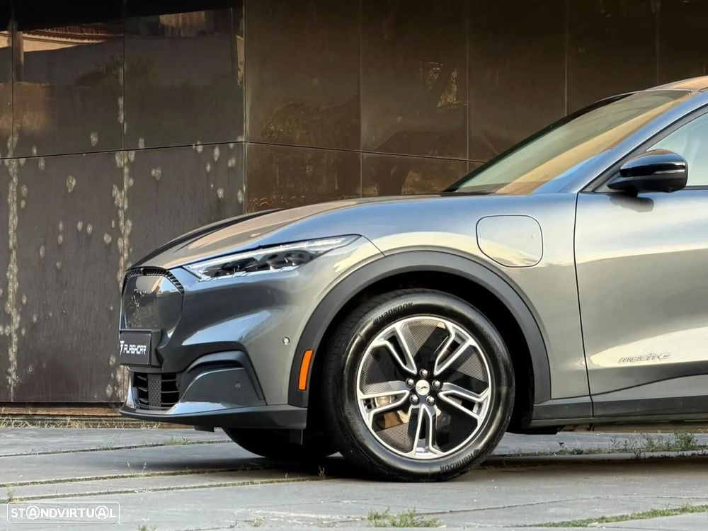 Ford Mustang Mach-E 75.7 kWh Premium AWD - 17