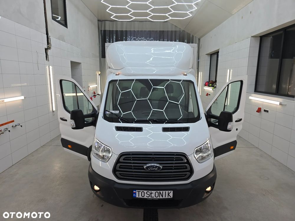 Ford TRANSIT 350-170 IZOTERMA WINDA 750Kg 48 Tyś Km SERWIS ASO FORD DO OSTATNIEGO Km SALON PL STAN JAK NOWY TEMPOMAT KLIMA ELKTRYKA ASYSTEN KIEROWCY WZMOCNIONE TYLNE ZAWIESZENIE RESOR + PODUSZKI PNEŁMATYCZNE - 28