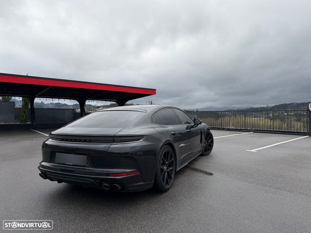 Porsche Panamera 4S E-Hybrid - 4