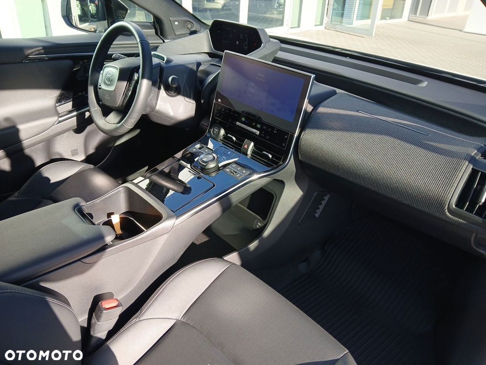 Toyota bZ4X 71.4kWh 4x4 Executive - 9