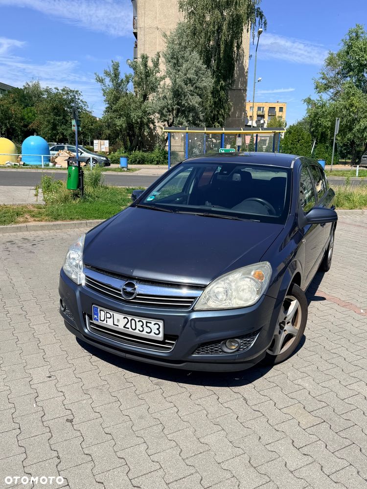 Opel Astra 1.6 Sport - 1