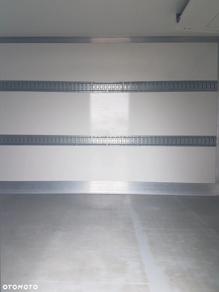 Renault MASTER 8EP CHŁODNIA 4,20x2,10x2,00 IZOTERMA AGREGAT CARRIER GRZANIE KLIMA  KRAJOWY - 32