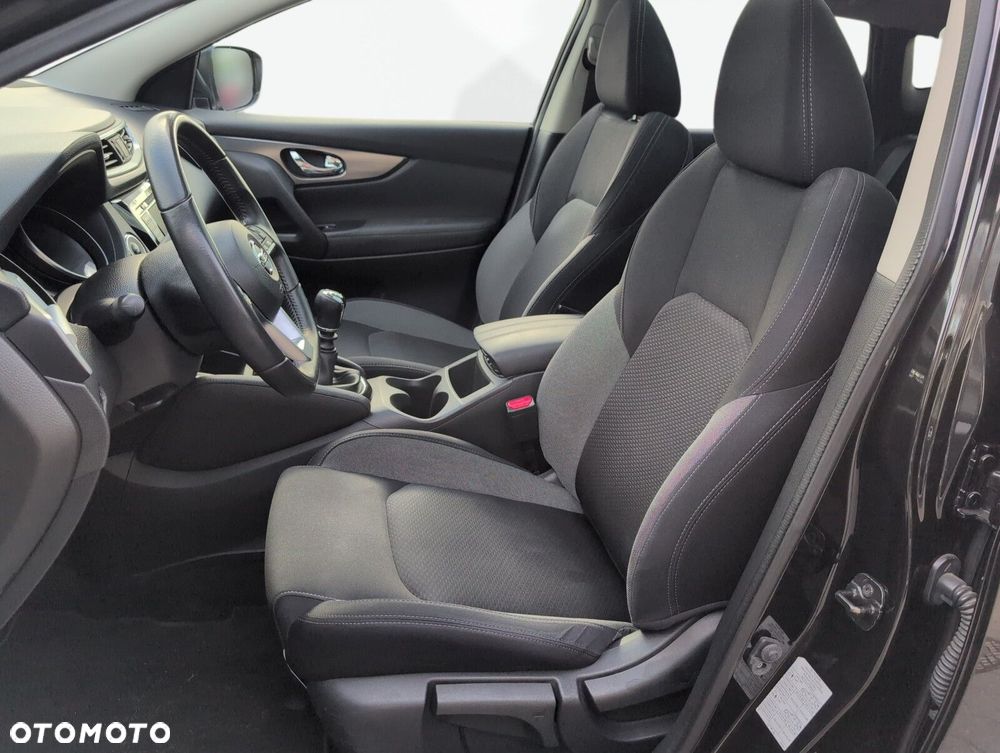 Nissan Qashqai 1.3 DIG-T N-Connecta - 15