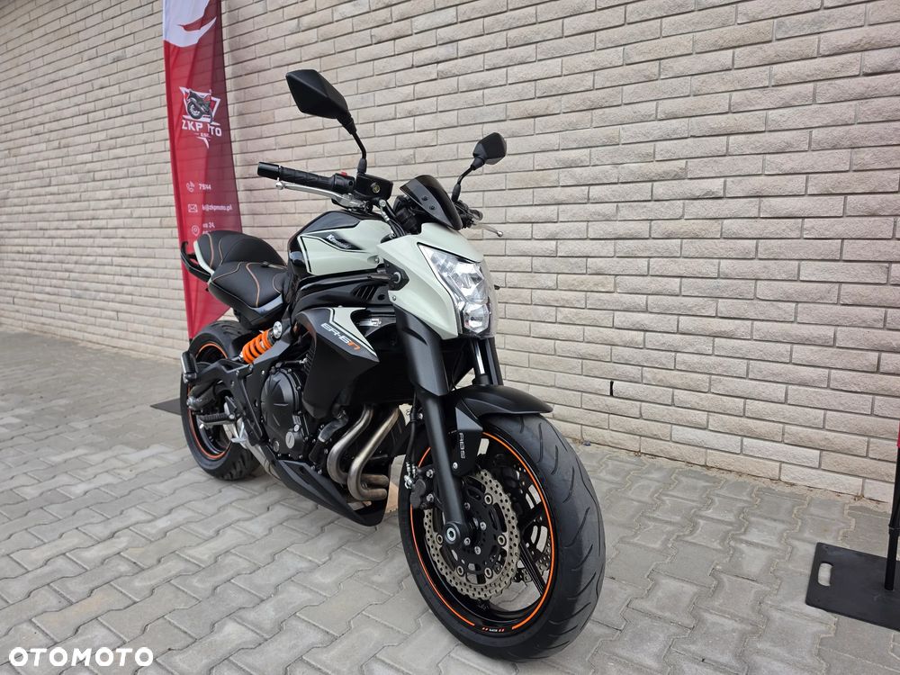 Kawasaki ER - 11