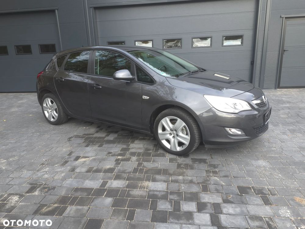 Opel Astra - 9