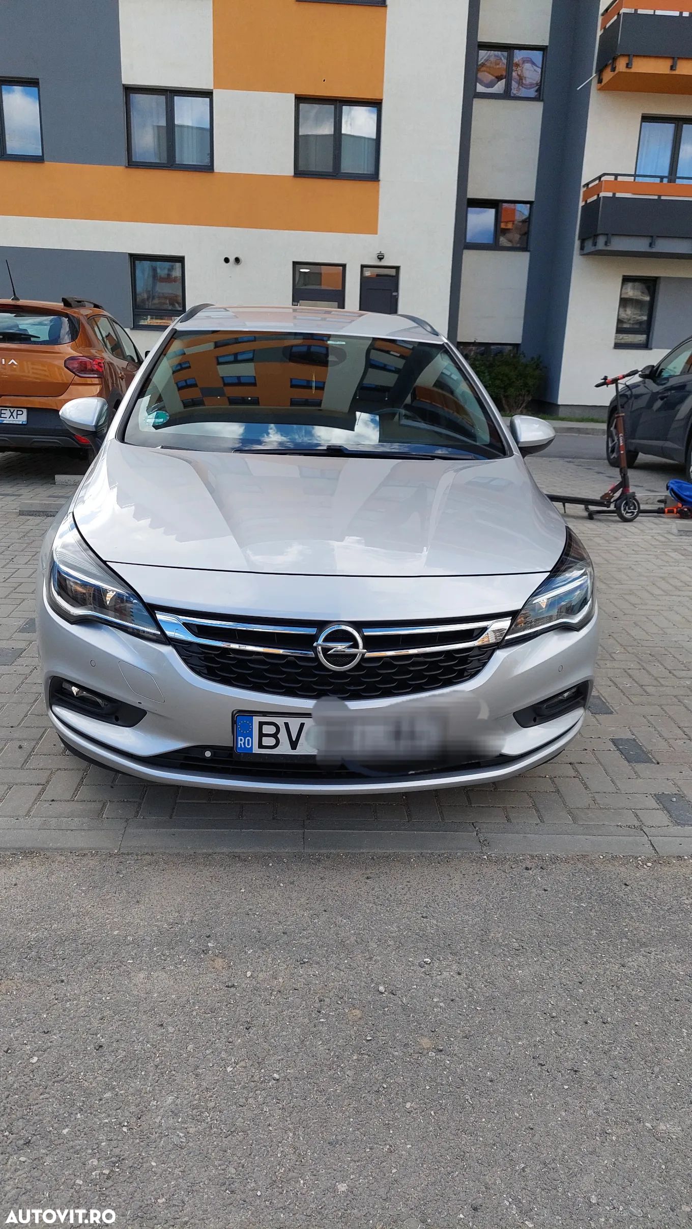 Opel Astra 1.6 CDTI DPF ecoFLEX Sports TourerStart/Stop Edition - 1