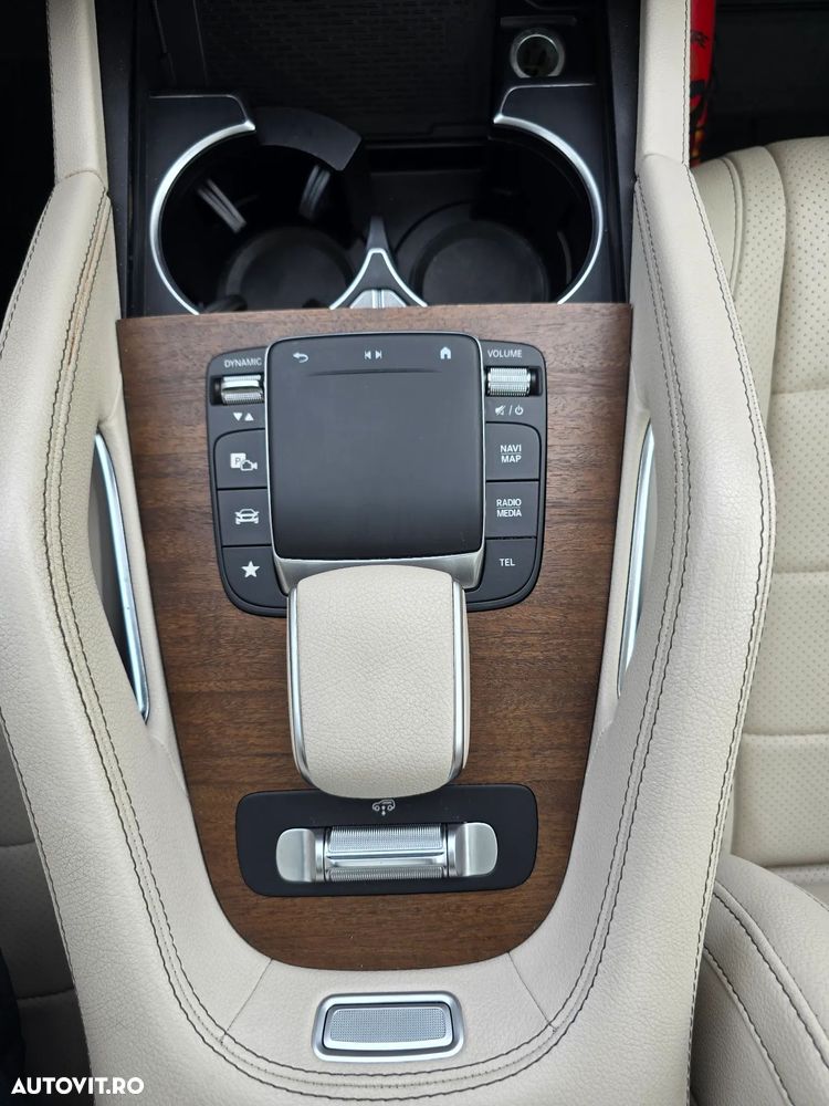 Mercedes-Benz GLE 300 d 4MATIC - 11