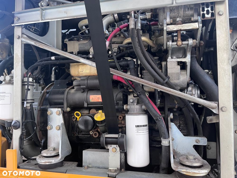 Liebherr A 910 Compact - 27