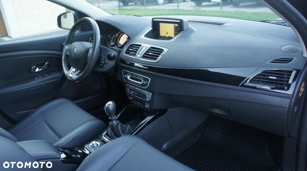 Renault Megane TCe 130 Bose Edition - 33
