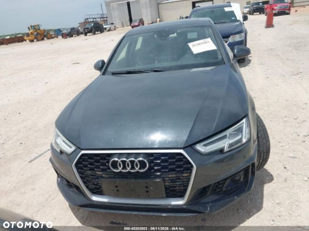 Audi A4 Limousine - 5