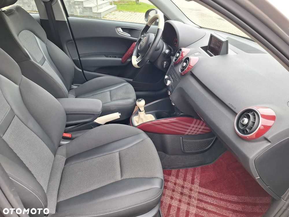 Audi A1 Sportback 1.6 TDI S line edition - 14