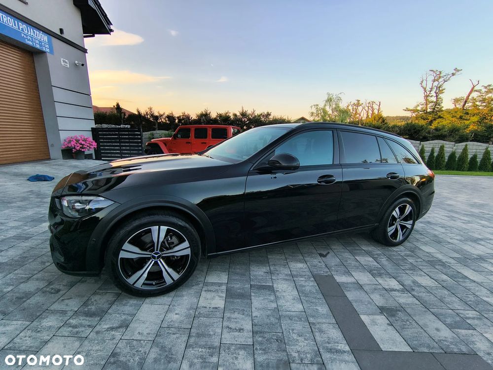 Mercedes-Benz Klasa C 220 d 4Matic T All-Terrain 9G-TRONIC Avantgarde - 12