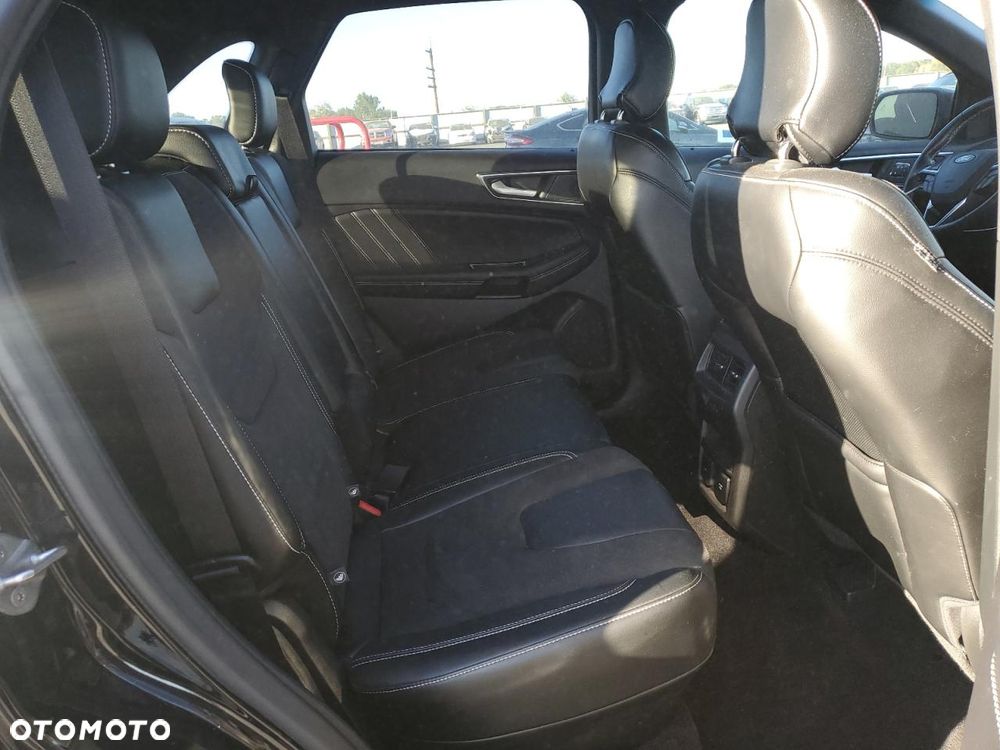 Ford Edge - 7