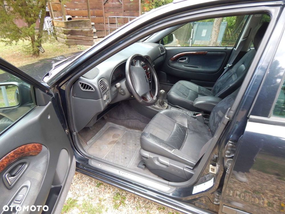 Volvo V40 2.0 Elegance - 17