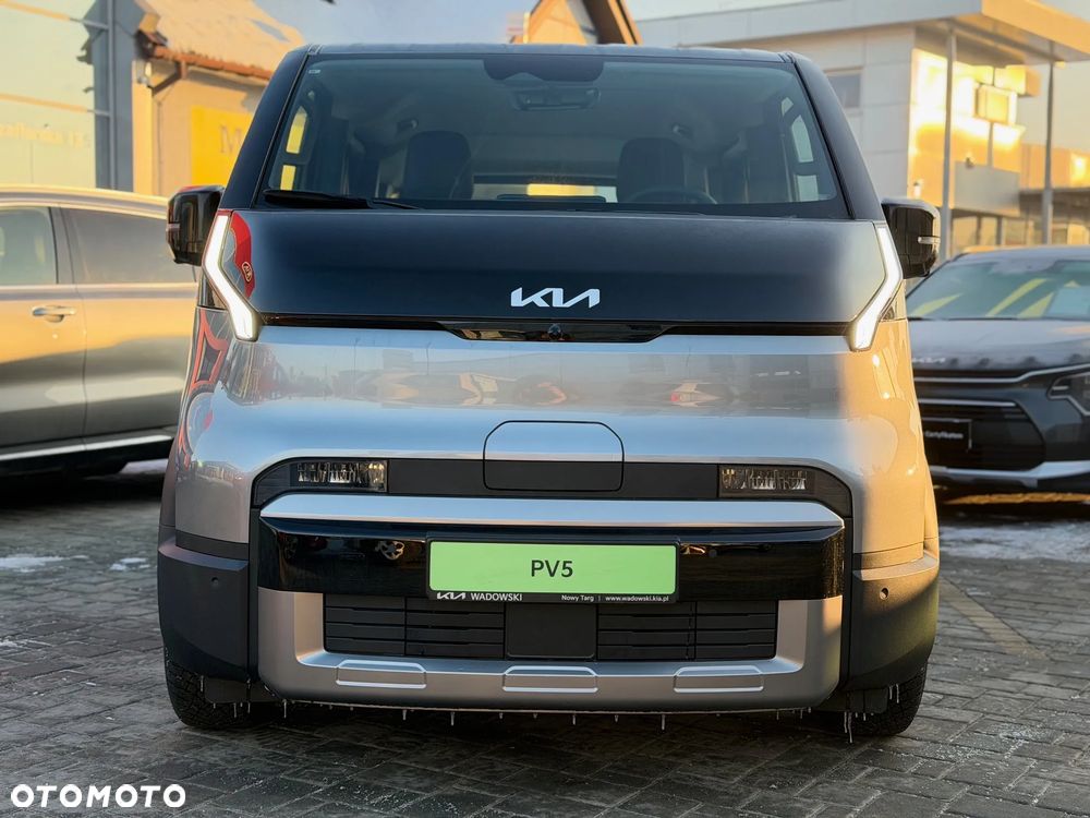 Kia PV5 - 36