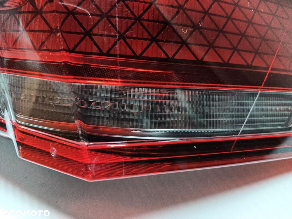 LAMPA TYŁ TYLNA PRAWA VW ID3 10A945208E - 15