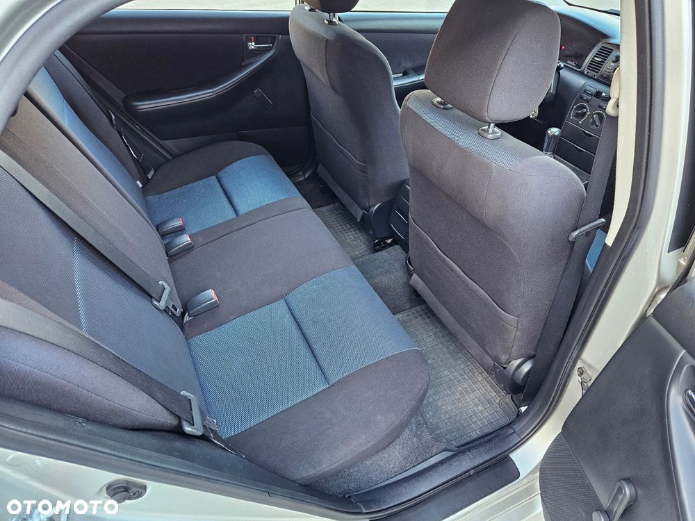 Toyota Corolla 1.4 VVT-i Terra Polaris - 14