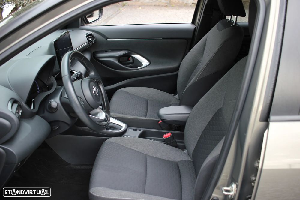 Toyota Yaris Cross 1.5 HDF Exclusive - 14