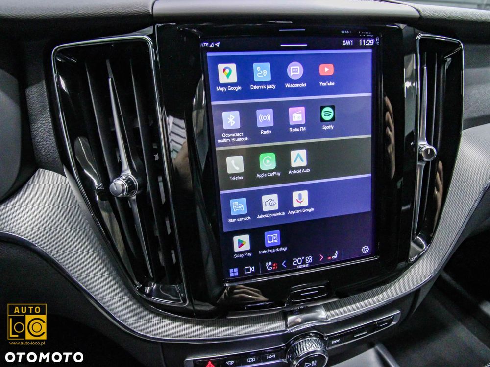 Volvo XC 60 B4 D AWD Plus Dark - 25