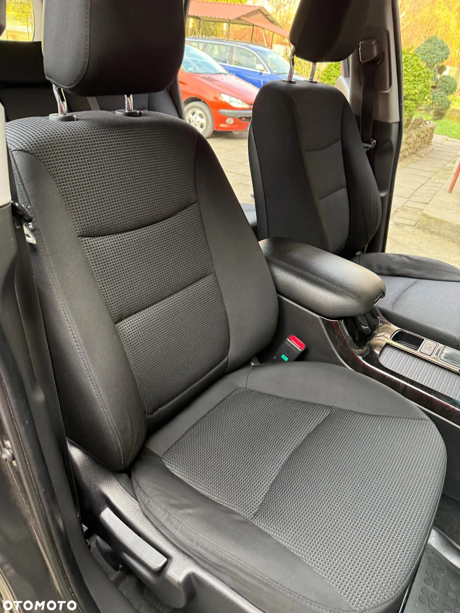 Kia Sorento - 4