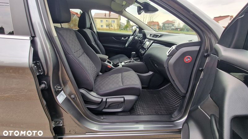 Nissan Qashqai 1.2 DIG-T Xtronic 360 - 29