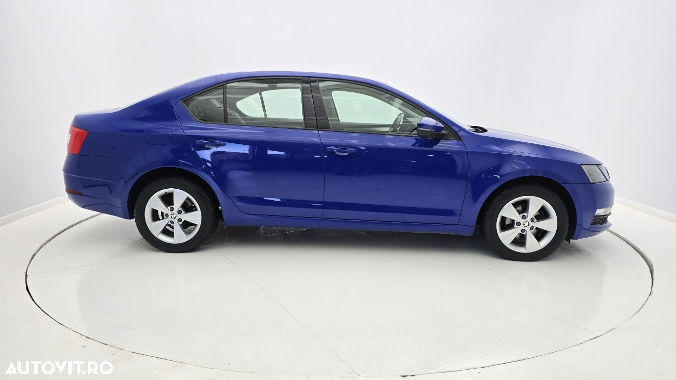 Skoda Octavia 1.6 TDI Ambition - 6