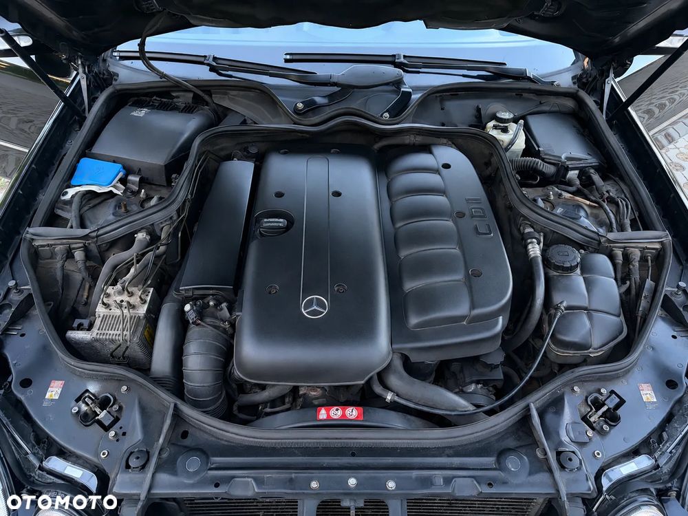 Mercedes-Benz Klasa E 280 CDI Avantgarde DPF - 18