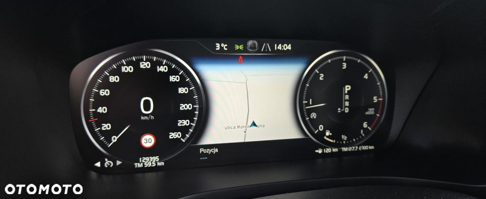 Volvo V60 Cross Country D4 AWD Geartronic Pro - 26