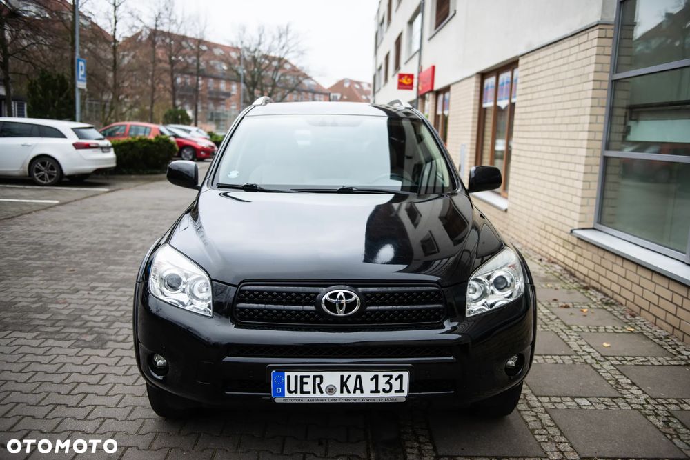 Toyota RAV4 2.0 4x4 Automatik Executive - 8