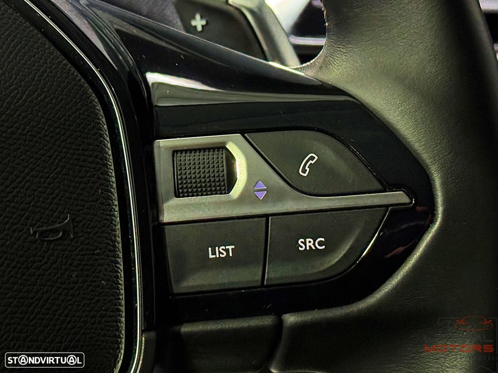 Peugeot 3008 1.6 Hybrid Allure e-EAT8 - 24