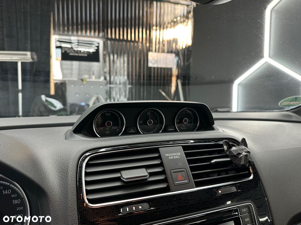 Volkswagen Scirocco - 9