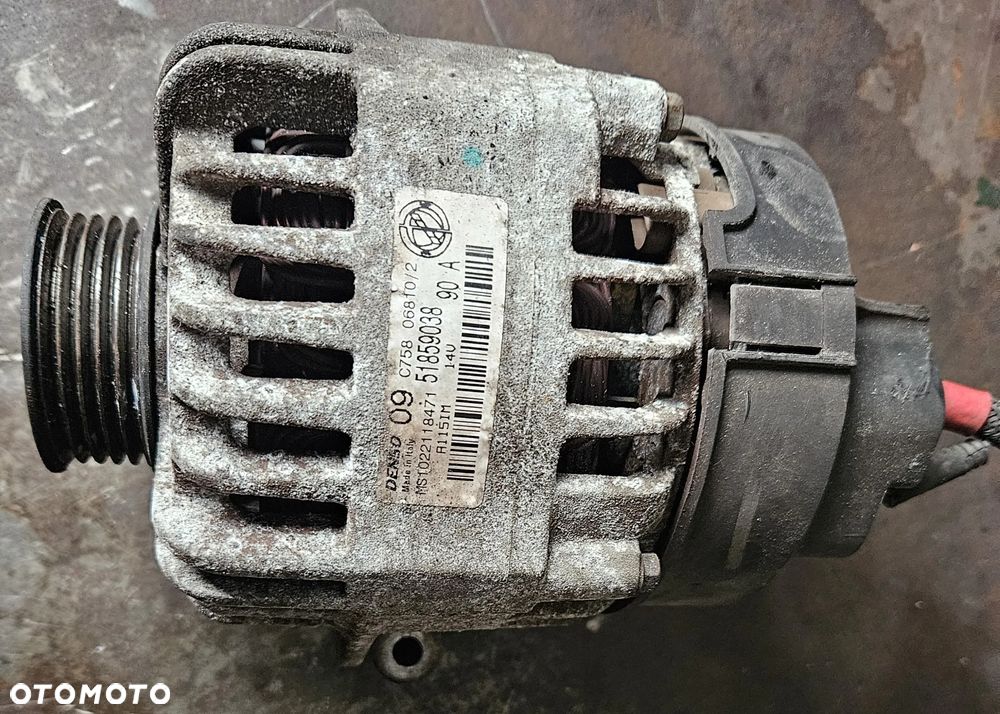 Fiat 500 Grande Punto 1.2 8V alternator 90A 51859038 - 1