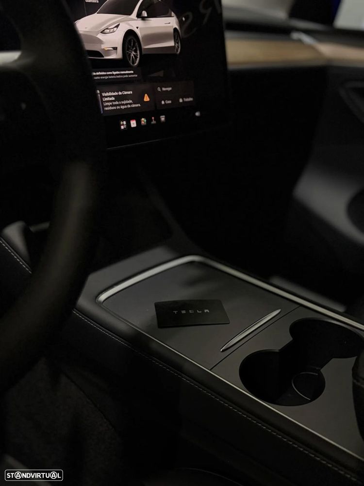 Tesla Model Y Long Range Dual Motor AWD - 44