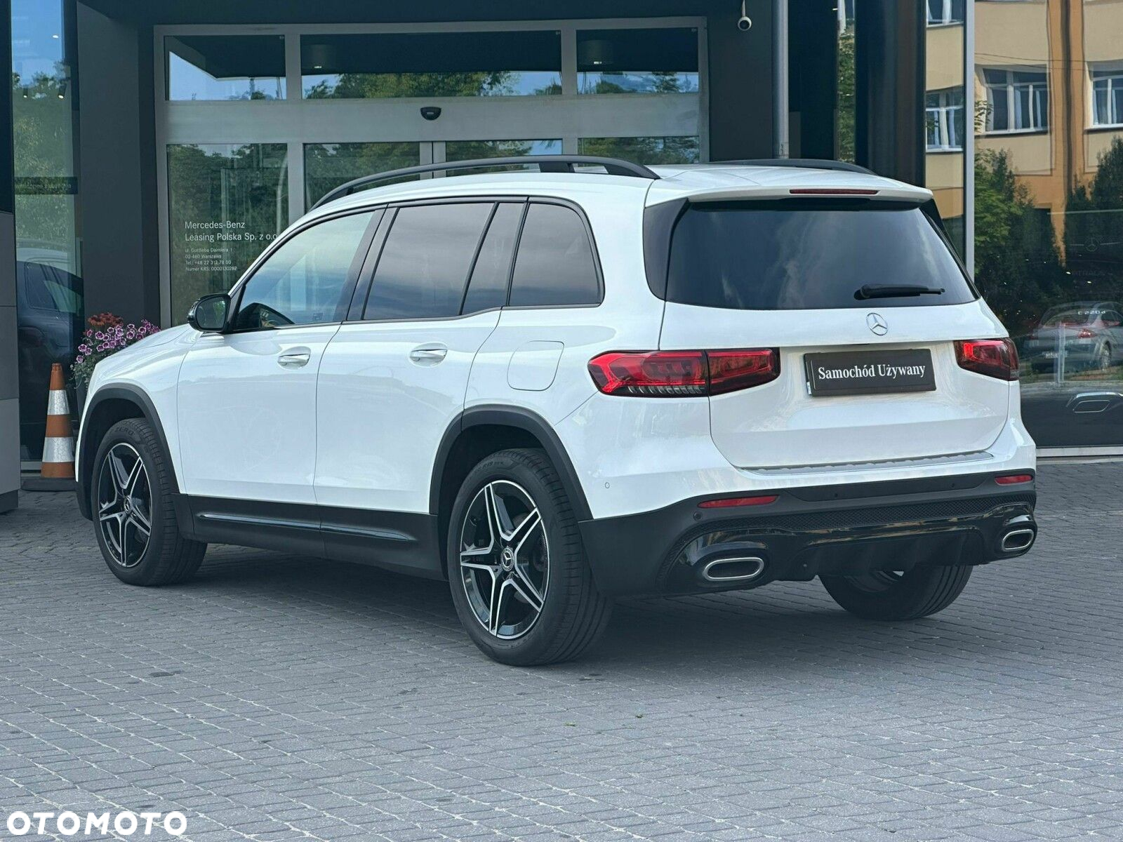 Mercedes-Benz GLB - 2